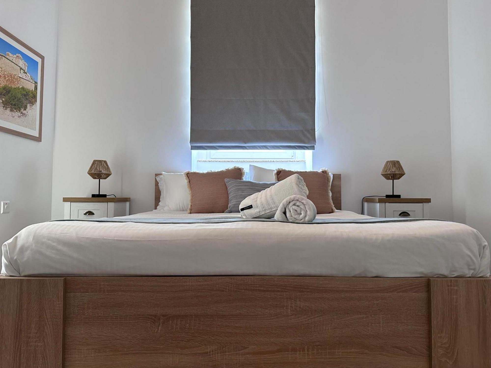 The Beach House Birżebbuġa Bagian luar foto